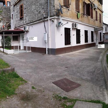 Apartment Anita Near Kantrida Beach Fiume Esterno foto